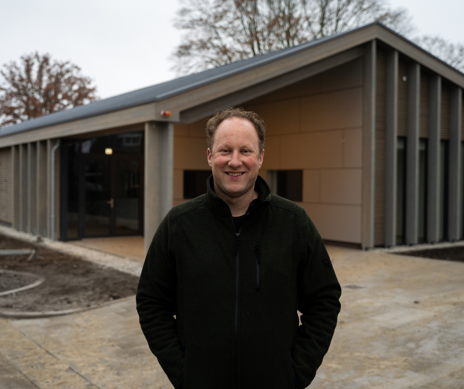 Bergsma Hoveniers werkt aan troostrijke tuin voor Varvik Uitvaartzorg